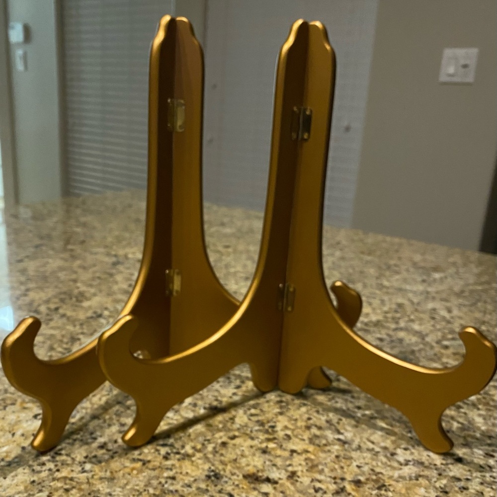 12” Hinged Easels